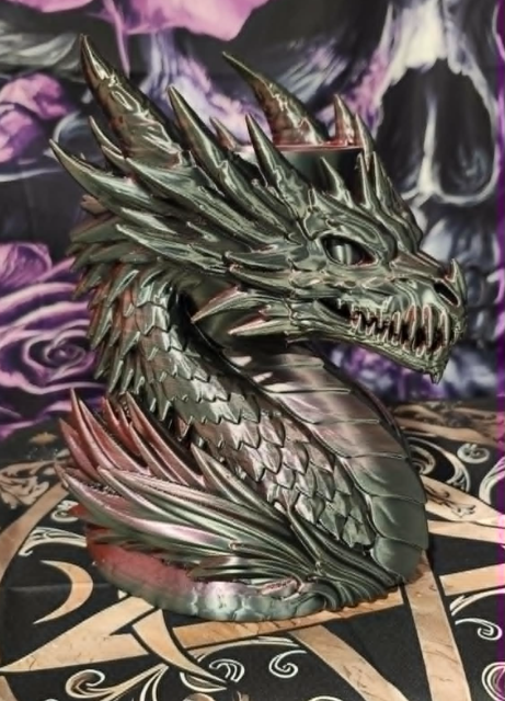 6a09ab65e1092d156f444602_veloura-_1782148836932.png